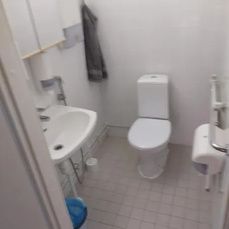 Herberg Saarnimaja *